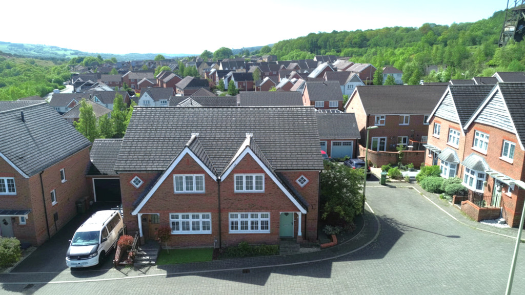 3 bed semi-detached house for sale in Osprey Drive, Penallta  - Property Image 23