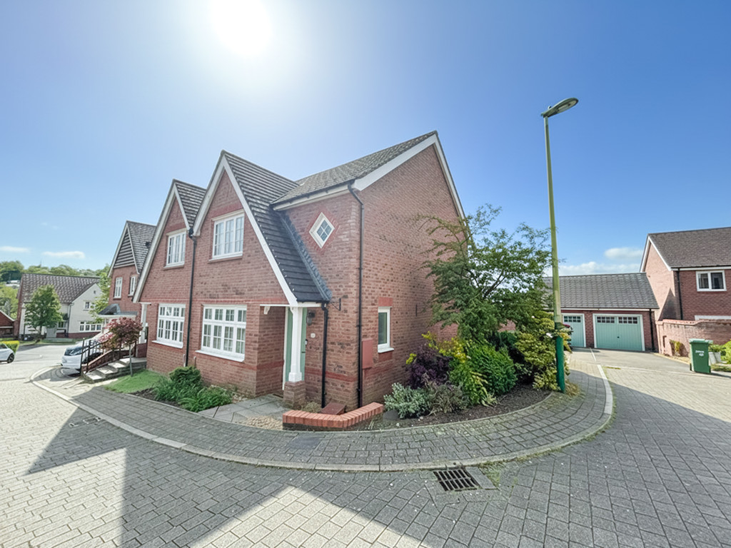 3 bed semi-detached house for sale in Osprey Drive, Penallta  - Property Image 22