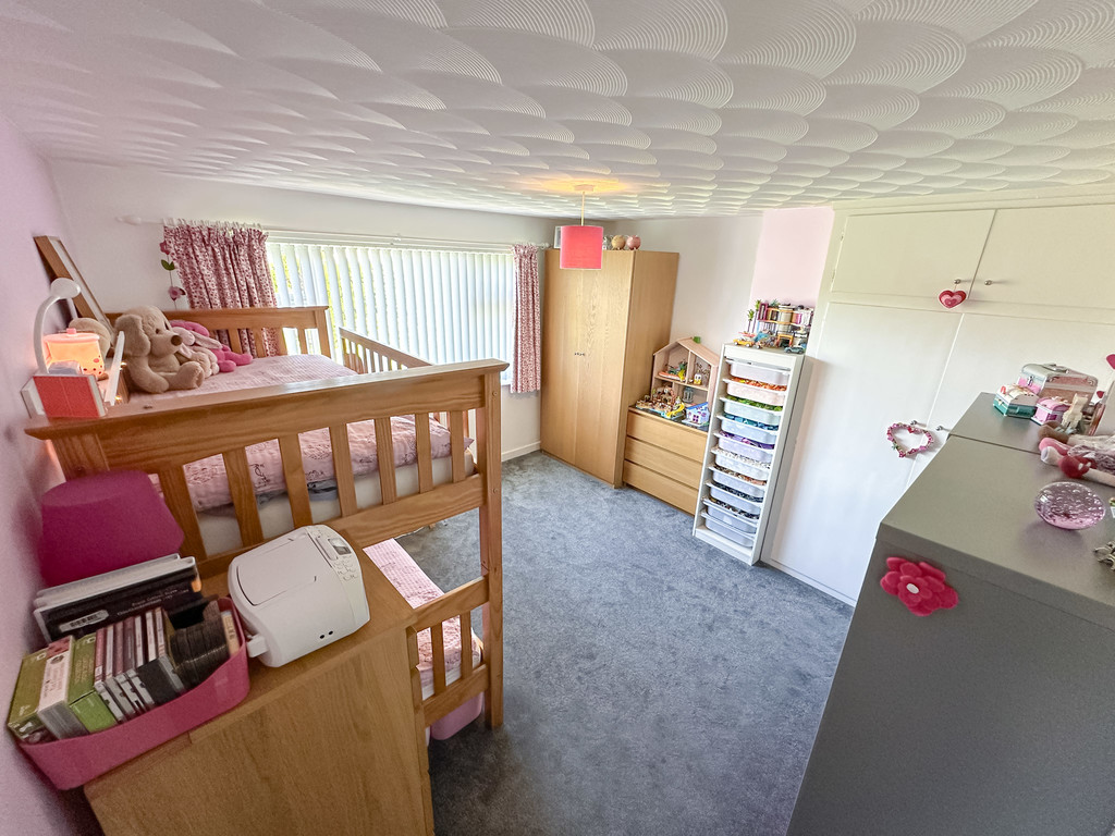 4 bed semi-detached house for sale in St. Deinols Close, Pengam  - Property Image 11