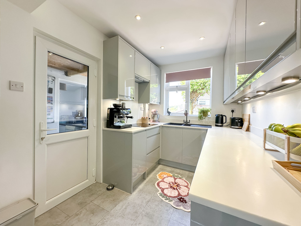 4 bed semi-detached house for sale in St. Deinols Close, Pengam  - Property Image 3