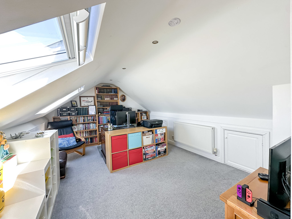 4 bed semi-detached house for sale in St. Deinols Close, Pengam  - Property Image 13