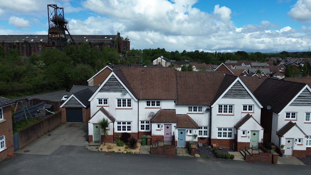 2 bed terraced house for sale in Heron Drive, Penallta