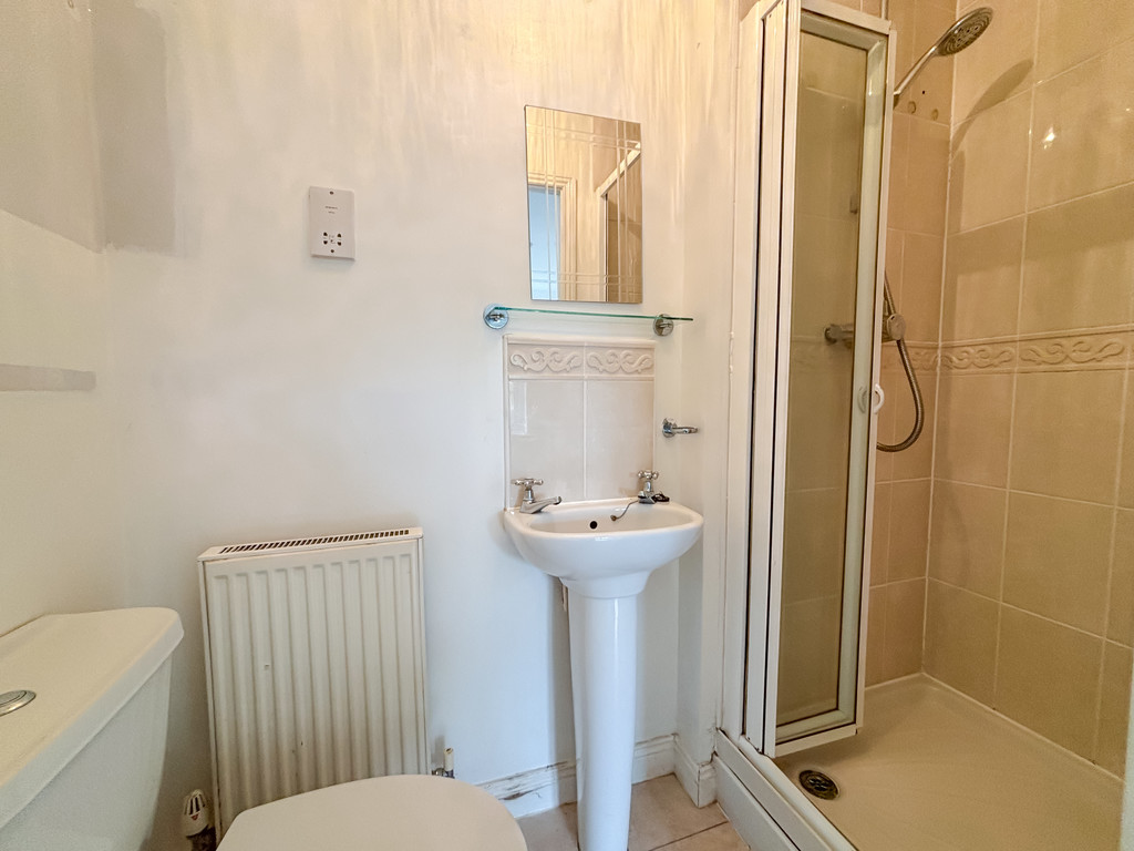 3 bed semi-detached house for sale in Roman Gate, Penpedairheol - Property Image 11