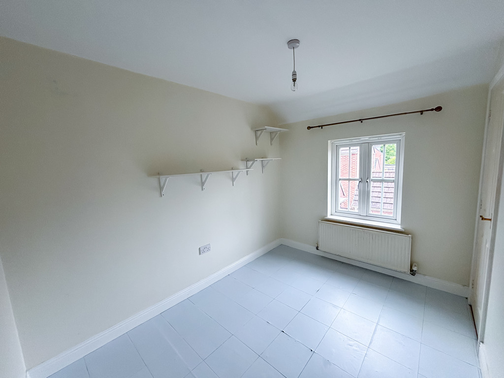 3 bed semi-detached house for sale in Roman Gate, Penpedairheol - Property Image 12