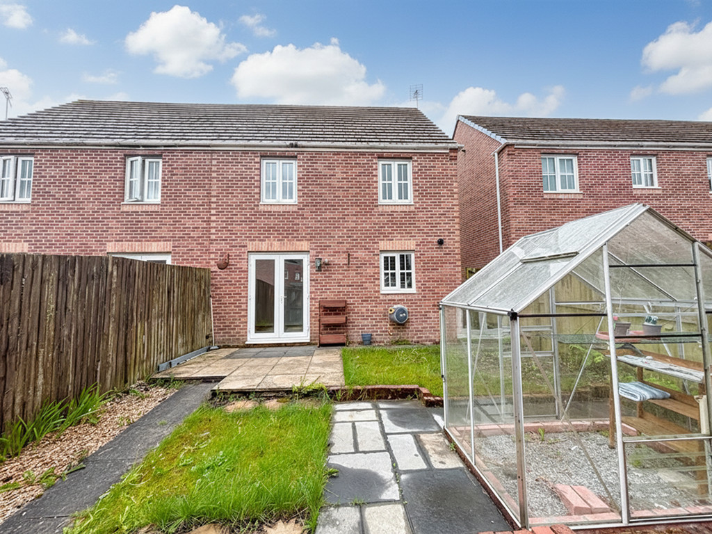 3 bed semi-detached house for sale in Roman Gate, Penpedairheol - Property Image 16