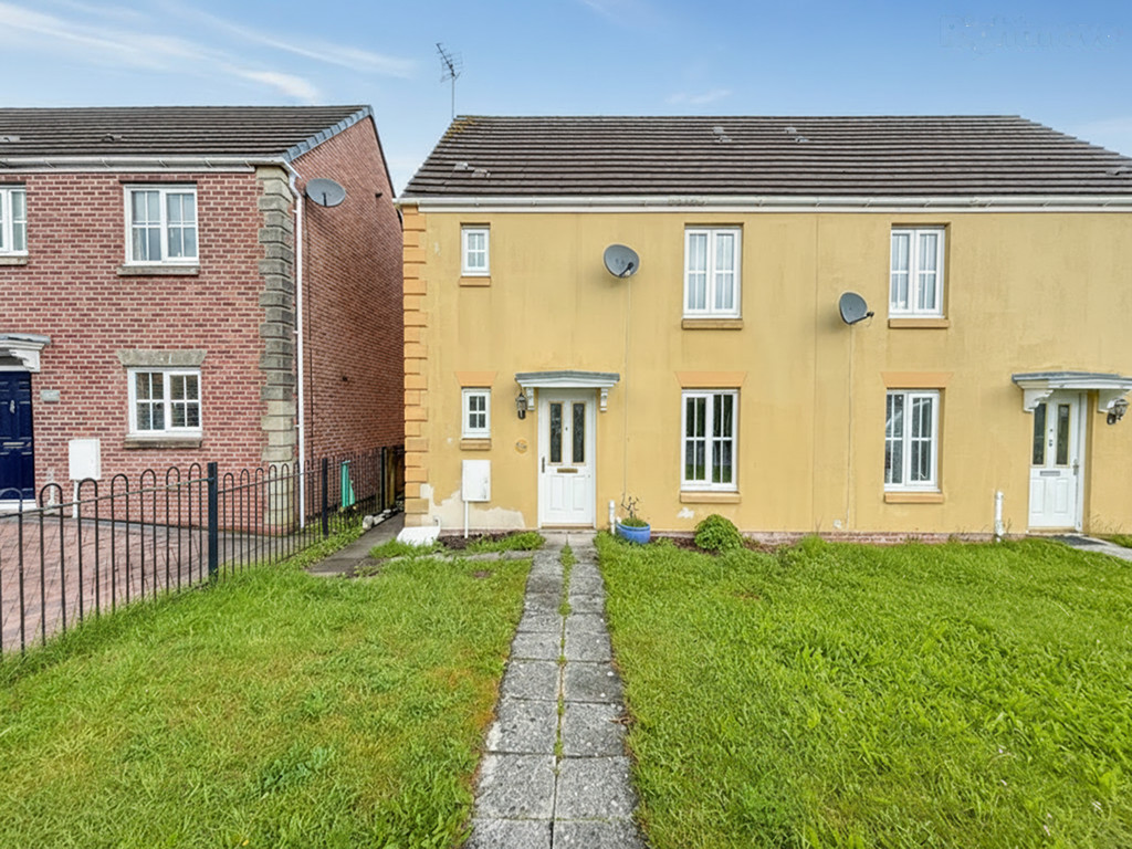 3 bed semi-detached house for sale in Roman Gate, Penpedairheol - Property Image 2
