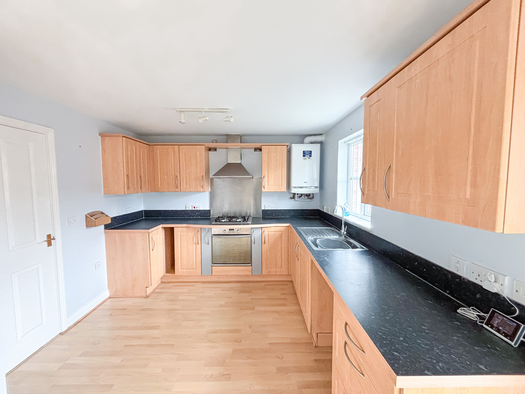 3 bed semi-detached house for sale in Roman Gate, Penpedairheol - Property Image 4