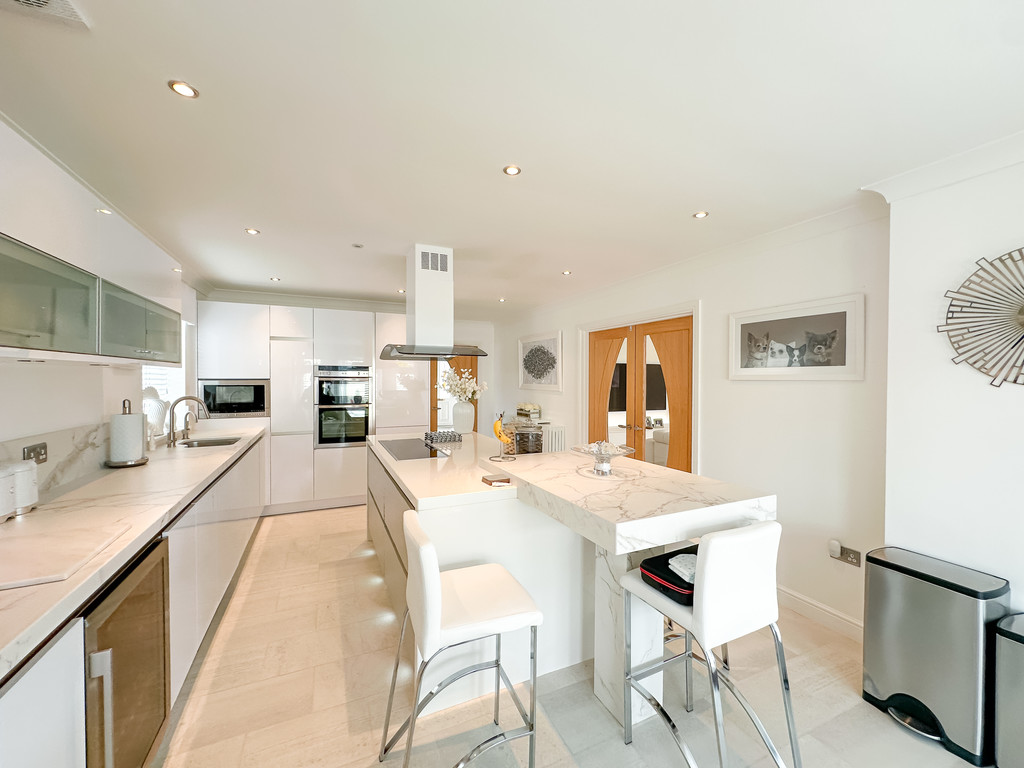 5 bed detached house for sale in Gellideg Lane, Maesycwmmer  - Property Image 4