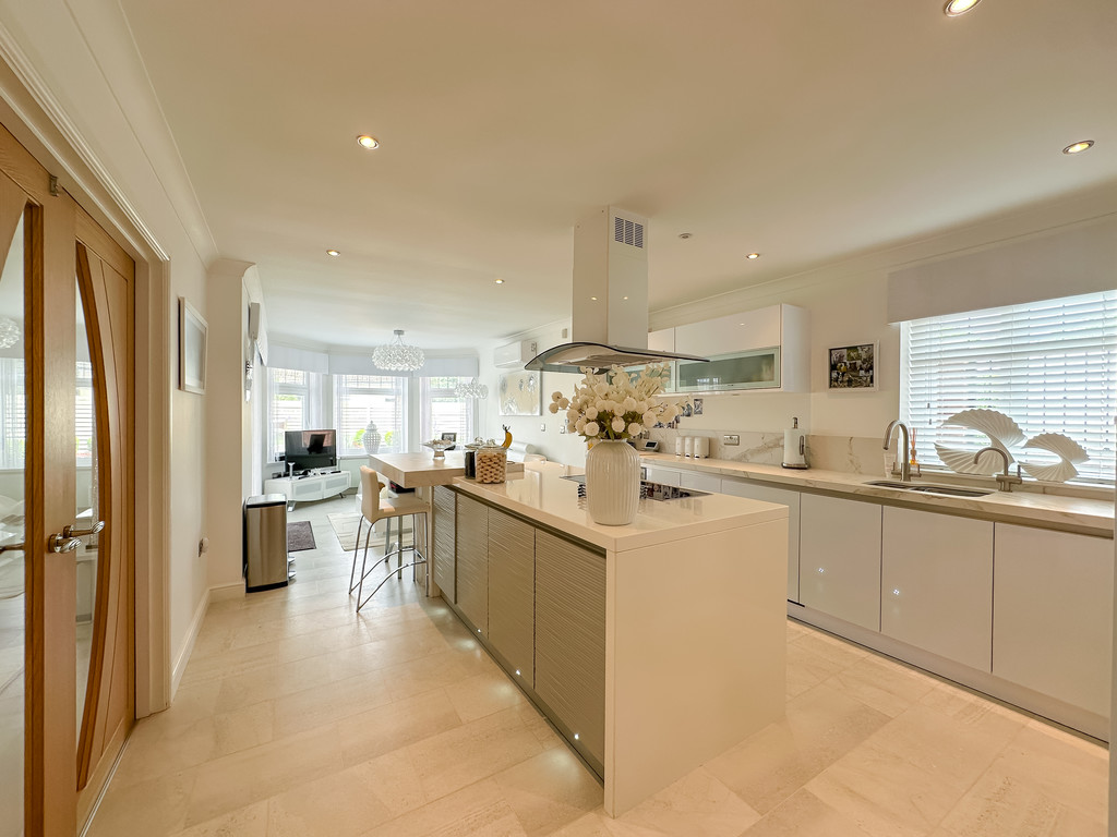 5 bed detached house for sale in Gellideg Lane, Maesycwmmer  - Property Image 2