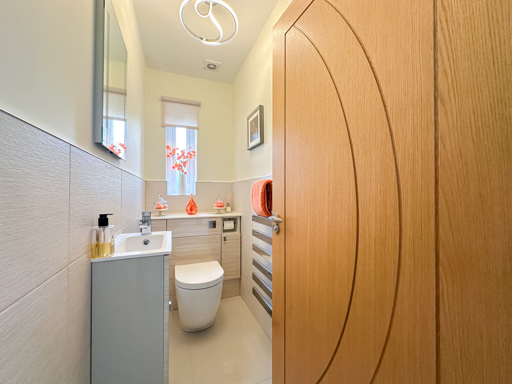 5 bed detached house for sale in Gellideg Lane, Maesycwmmer  - Property Image 13