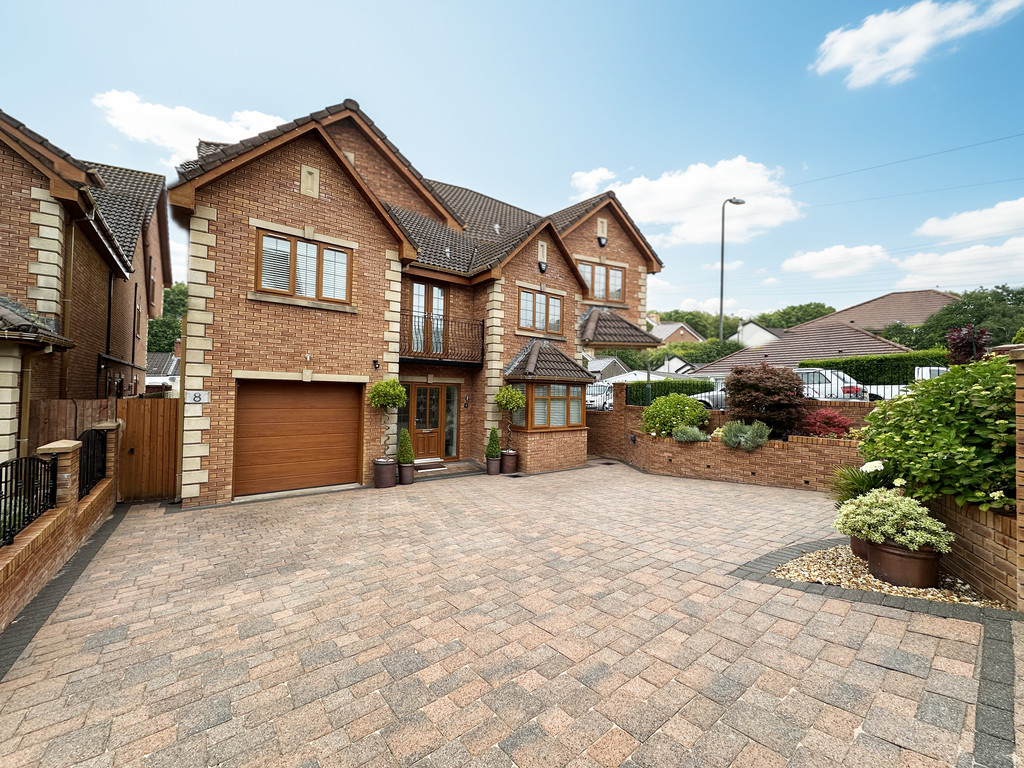 5 bed detached house for sale in Gellideg Lane, Maesycwmmer  - Property Image 1