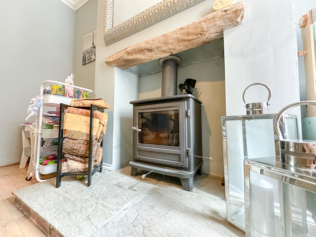 3 bed terraced house for sale in New Road, Argoed - Property Image 5