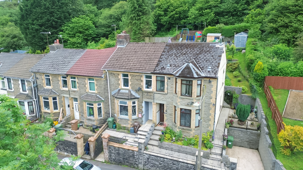 3 bed terraced house for sale in New Road, Argoed - Property Image 2