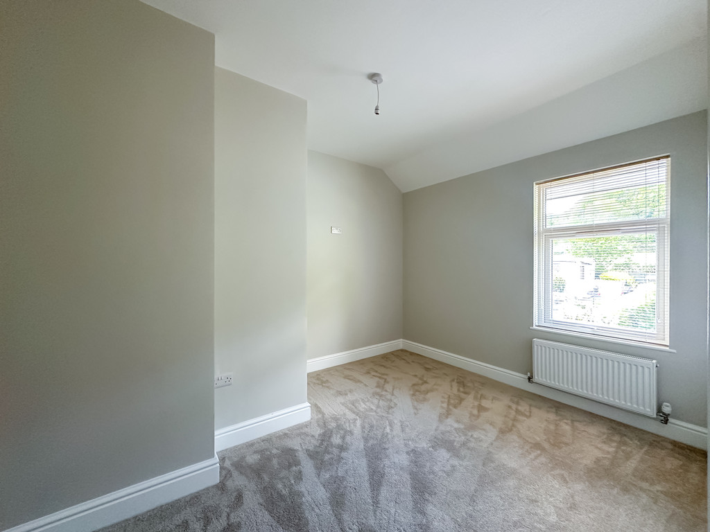 3 bed terraced house for sale in Maesycoed Terrace, Ystrad Mynach  - Property Image 13