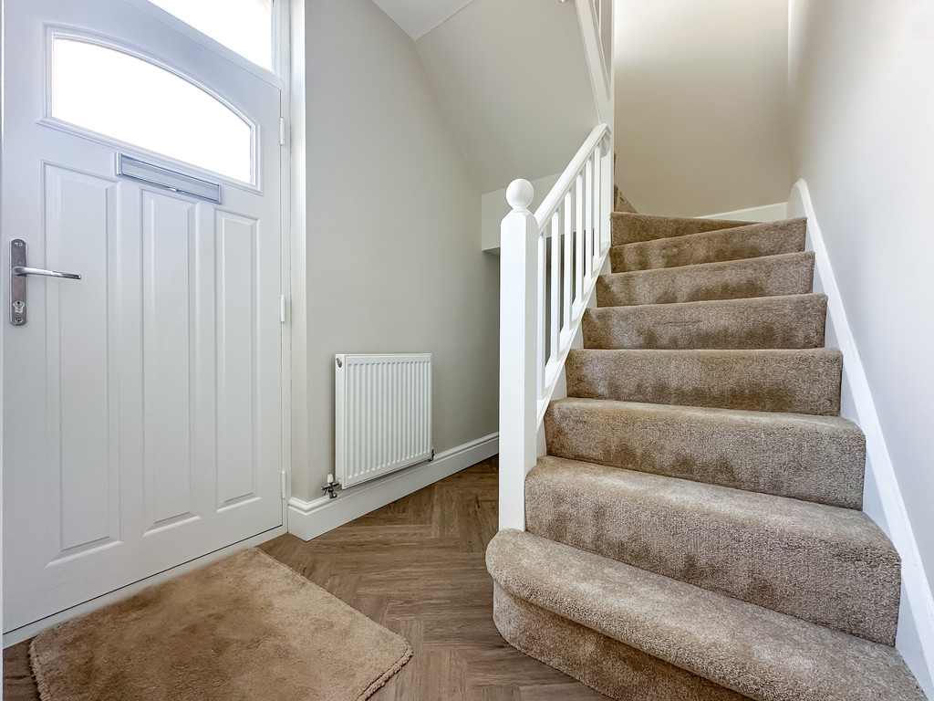 3 bed terraced house for sale in Maesycoed Terrace, Ystrad Mynach  - Property Image 9