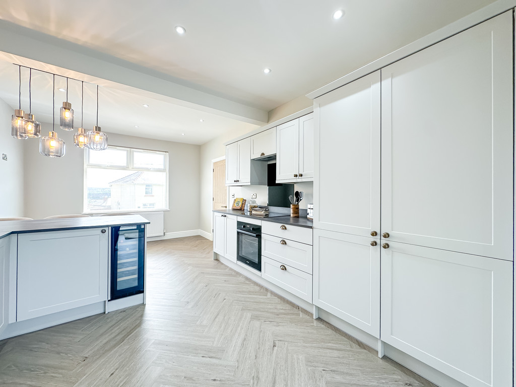 3 bed terraced house for sale in Maesycoed Terrace, Ystrad Mynach  - Property Image 3