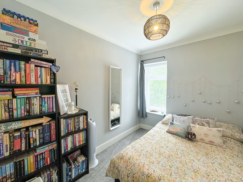 3 bed terraced house for sale in Bontnewydd Terrace, Trelewis - Property Image 9