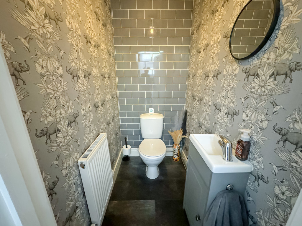 3 bed terraced house for sale in Bontnewydd Terrace, Trelewis - Property Image 7