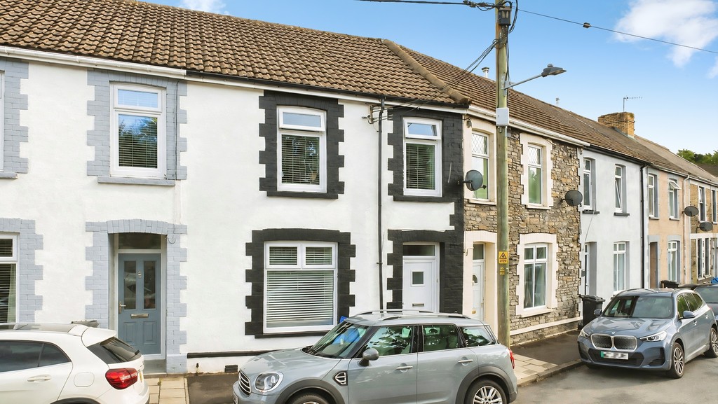 3 bed terraced house for sale in Bontnewydd Terrace, Trelewis