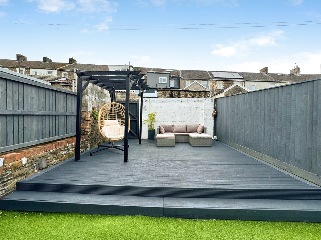 3 bed terraced house for sale in Bontnewydd Terrace, Trelewis - Property Image 15