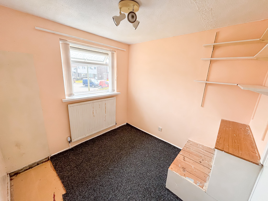 3 bed semi-detached house for sale in Rhosili Road, Cefn Hengoed  - Property Image 16