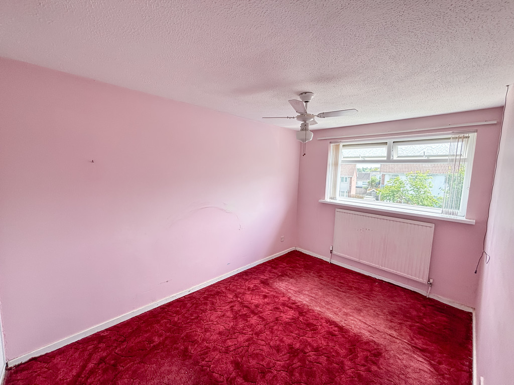 3 bed semi-detached house for sale in Rhosili Road, Cefn Hengoed  - Property Image 13