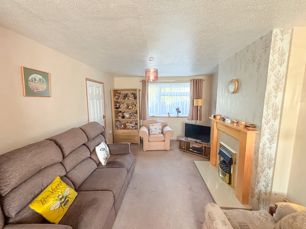 3 bed semi-detached house for sale in Ambleside Court, Penpedairheol, Hengoed  - Property Image 6