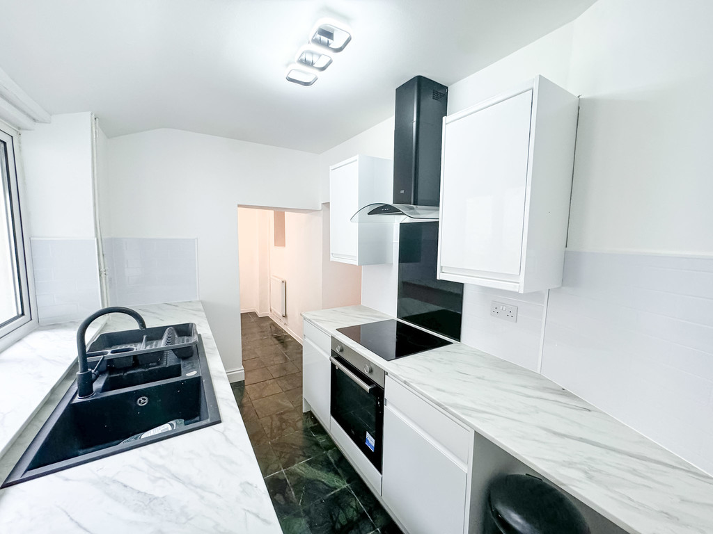 2 bed terraced house for sale in New Road, Deri, Bargoed - Property Image 7