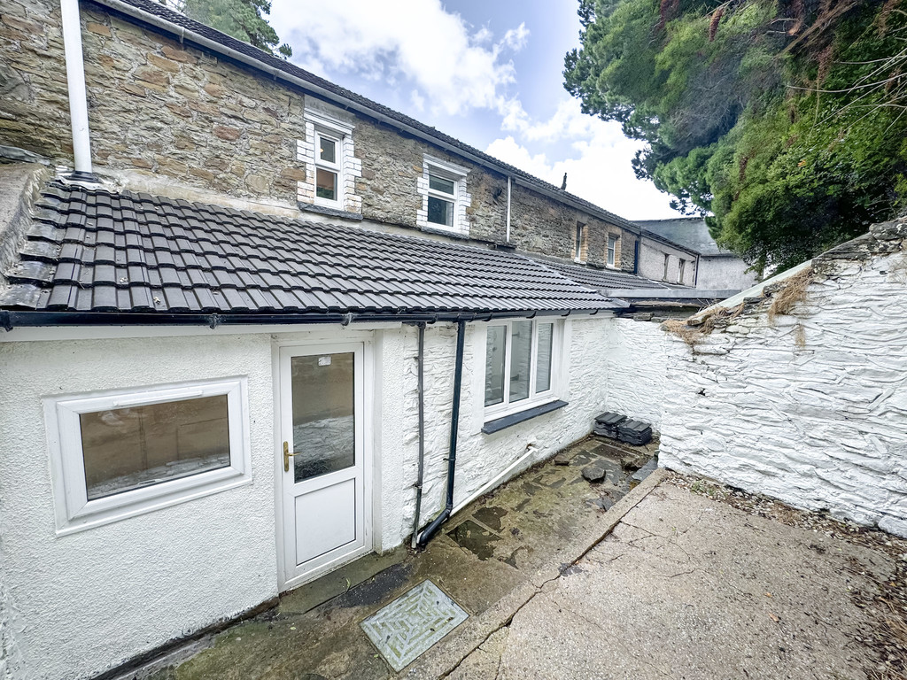 2 bed terraced house for sale in New Road, Deri, Bargoed - Property Image 12