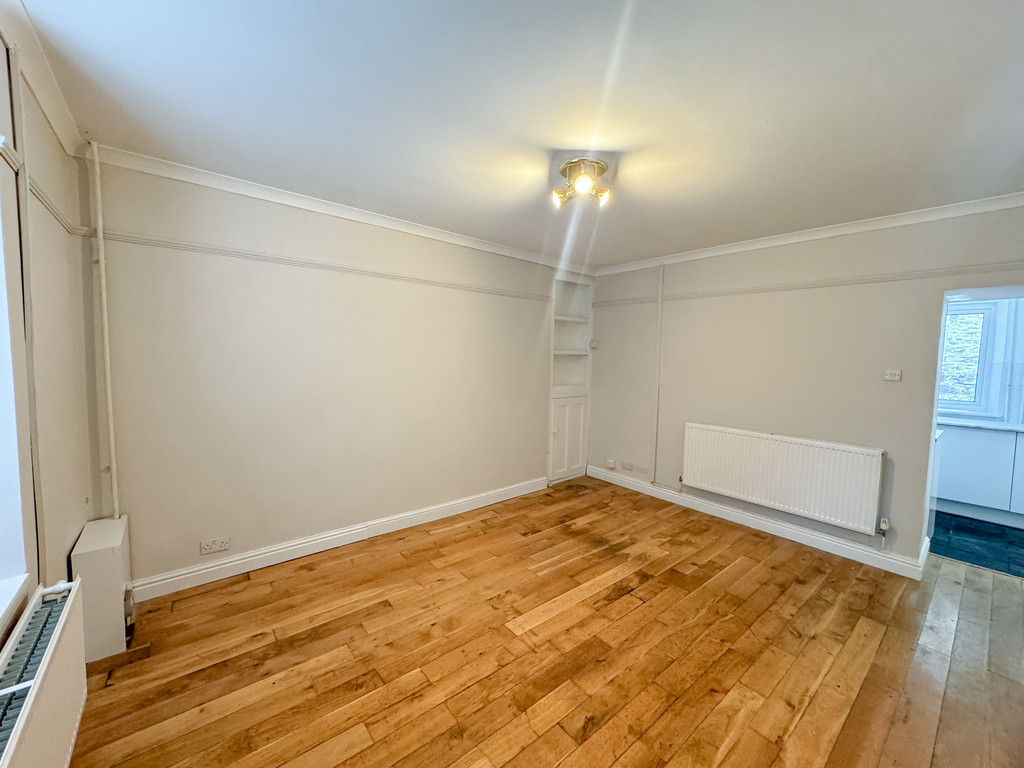 2 bed terraced house for sale in New Road, Deri, Bargoed - Property Image 4
