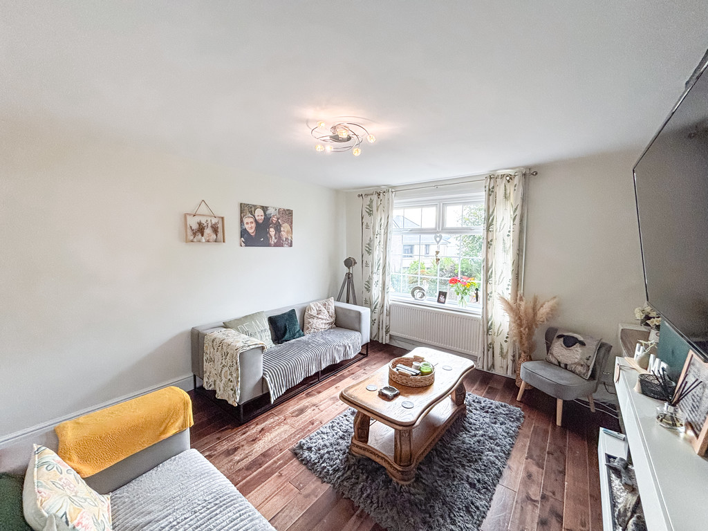 3 bed semi-detached house for sale in Heolddu Avenue, Bargoed, CF81 - Property Image 5