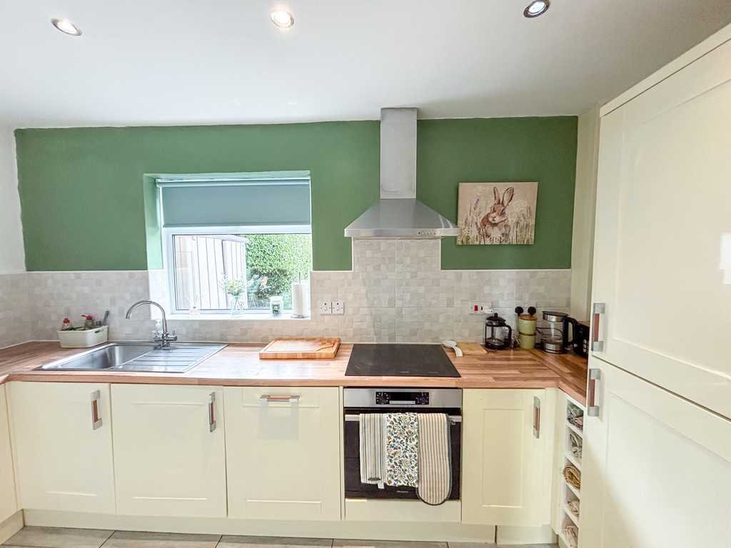 3 bed semi-detached house for sale in Heolddu Avenue, Bargoed, CF81 - Property Image 6