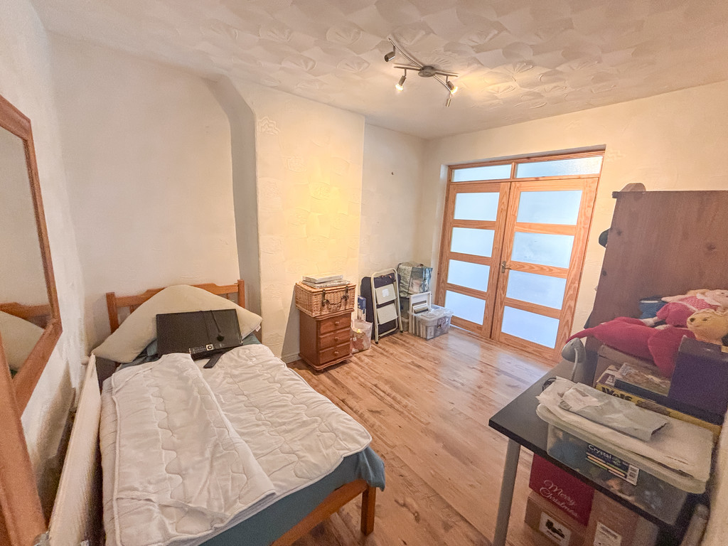 2 bed terraced house for sale in Upper Wood Street, Bargoed  - Property Image 17