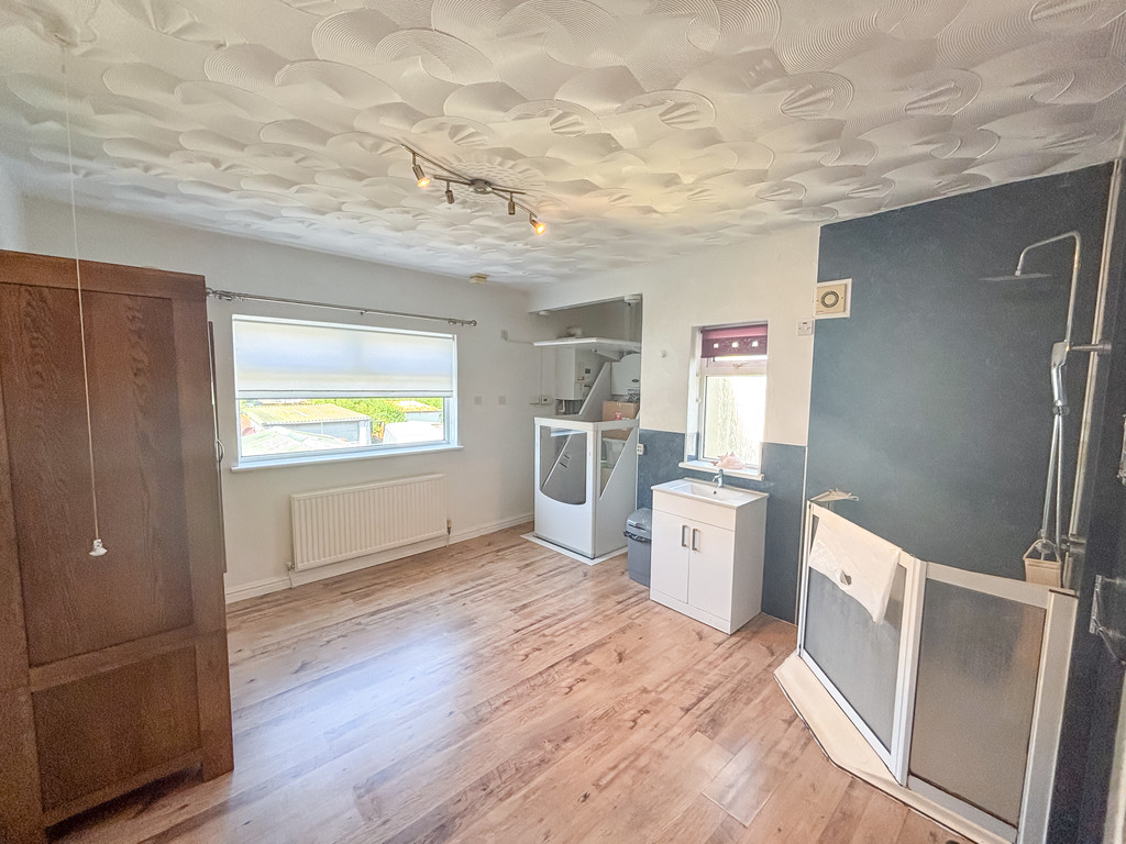 2 bed terraced house for sale in Upper Wood Street, Bargoed  - Property Image 19