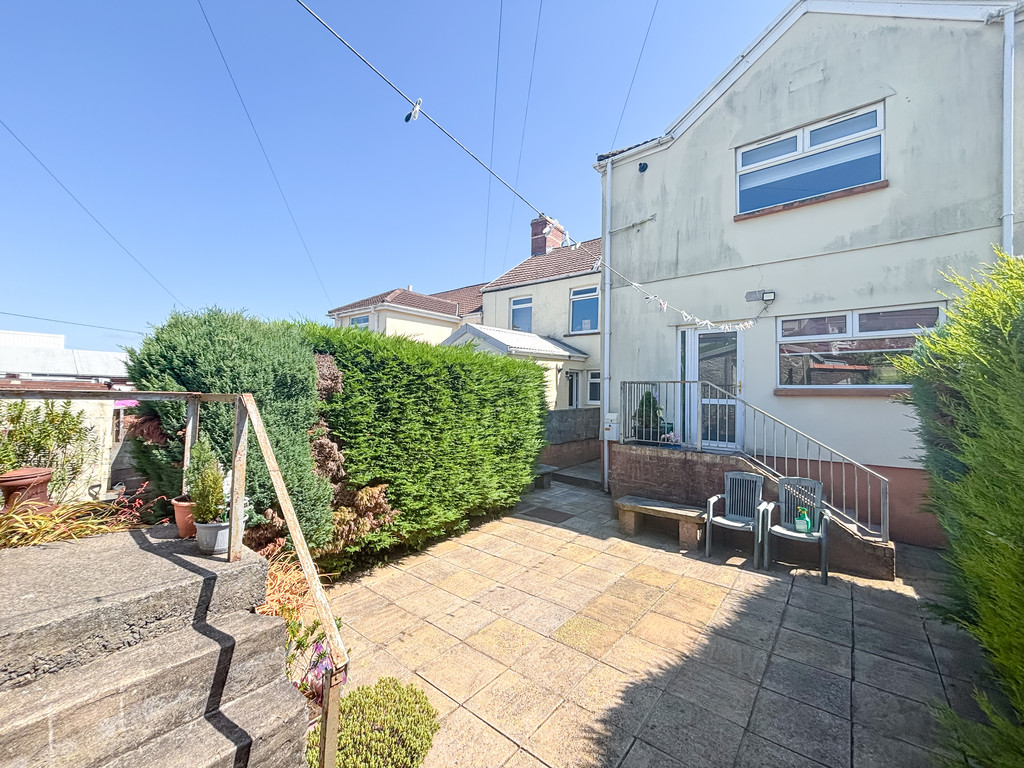 2 bed terraced house for sale in Upper Wood Street, Bargoed  - Property Image 23