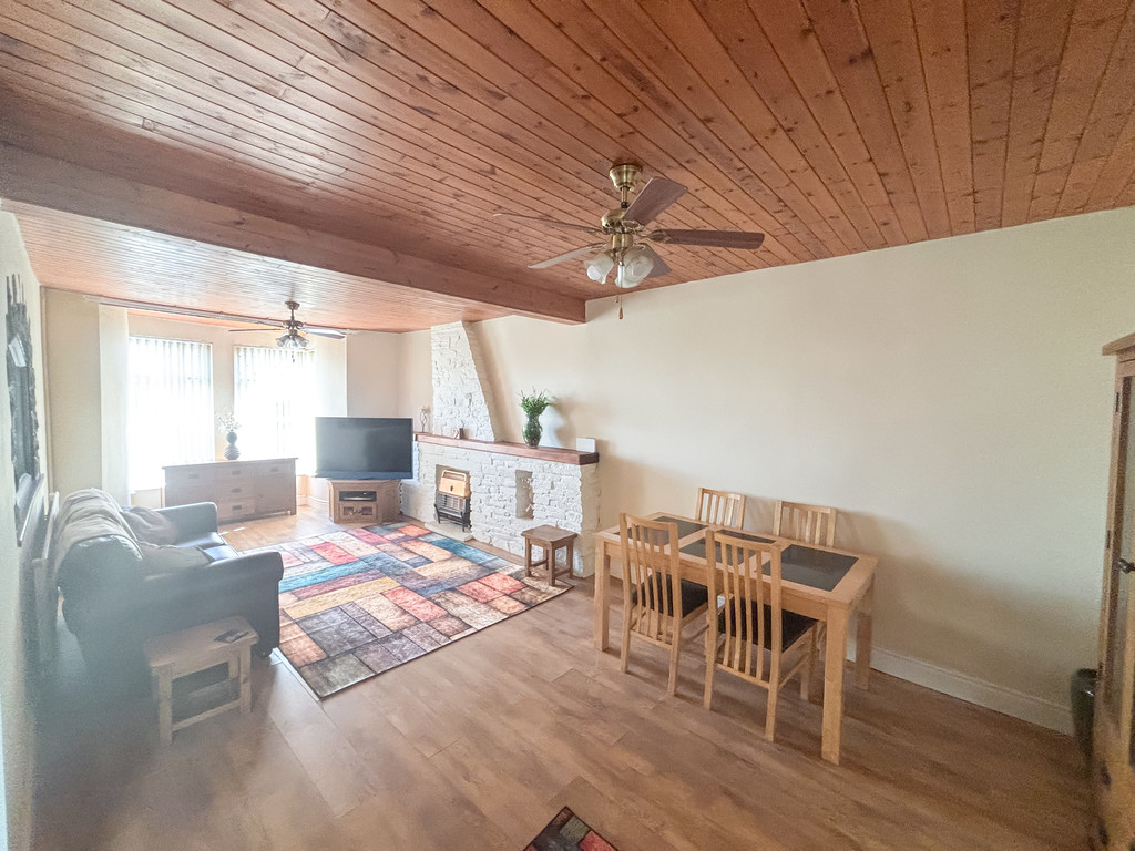 2 bed terraced house for sale in Upper Wood Street, Bargoed  - Property Image 2