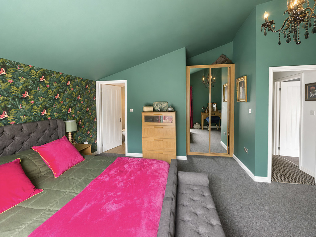 4 bed detached bungalow for sale in Hengoed Avenue, Cefn Hengoed  - Property Image 15