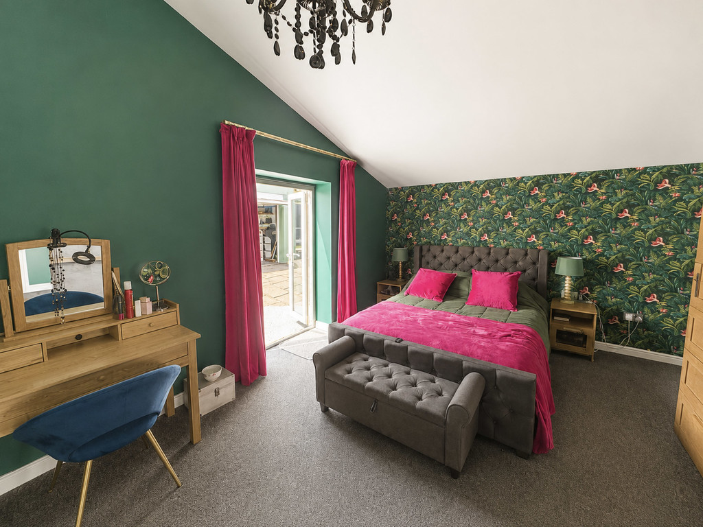 4 bed detached bungalow for sale in Hengoed Avenue, Cefn Hengoed  - Property Image 16