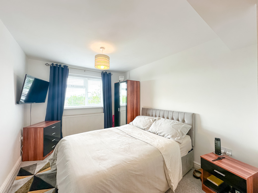 3 bed semi-detached house for sale in Oakdale, Blackwood - Property Image 10