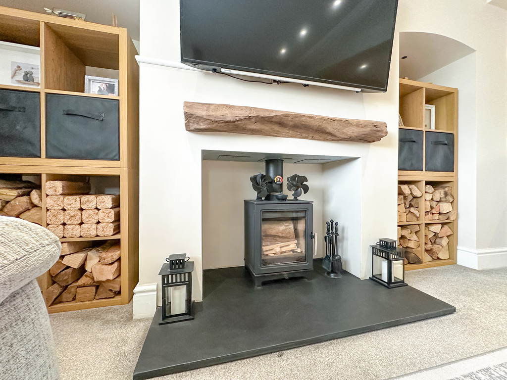 3 bed semi-detached house for sale in Oakdale, Blackwood - Property Image 4