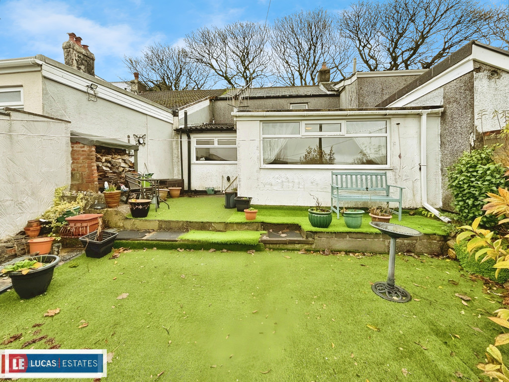 2 bed terraced house to rent in Carno Street, Rhymney,  - Property Image 22