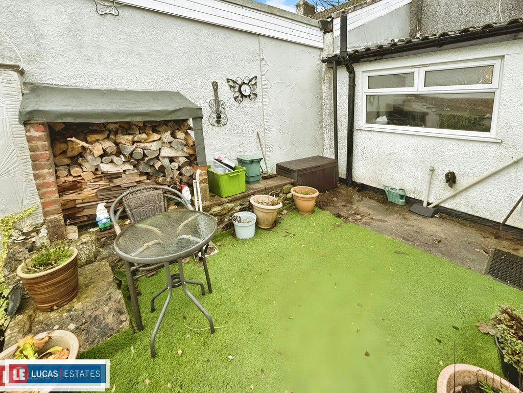 2 bed terraced house to rent in Carno Street, Rhymney,  - Property Image 20