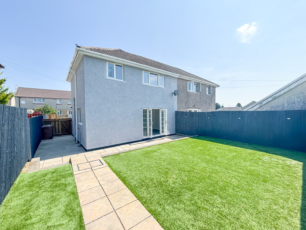 3 bed semi-detached house for sale in Greenhill Place, Gelligaer  - Property Image 16