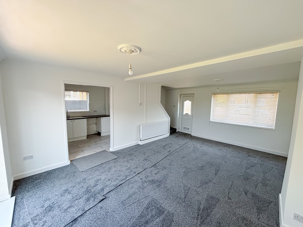 3 bed semi-detached house for sale in Greenhill Place, Gelligaer  - Property Image 5