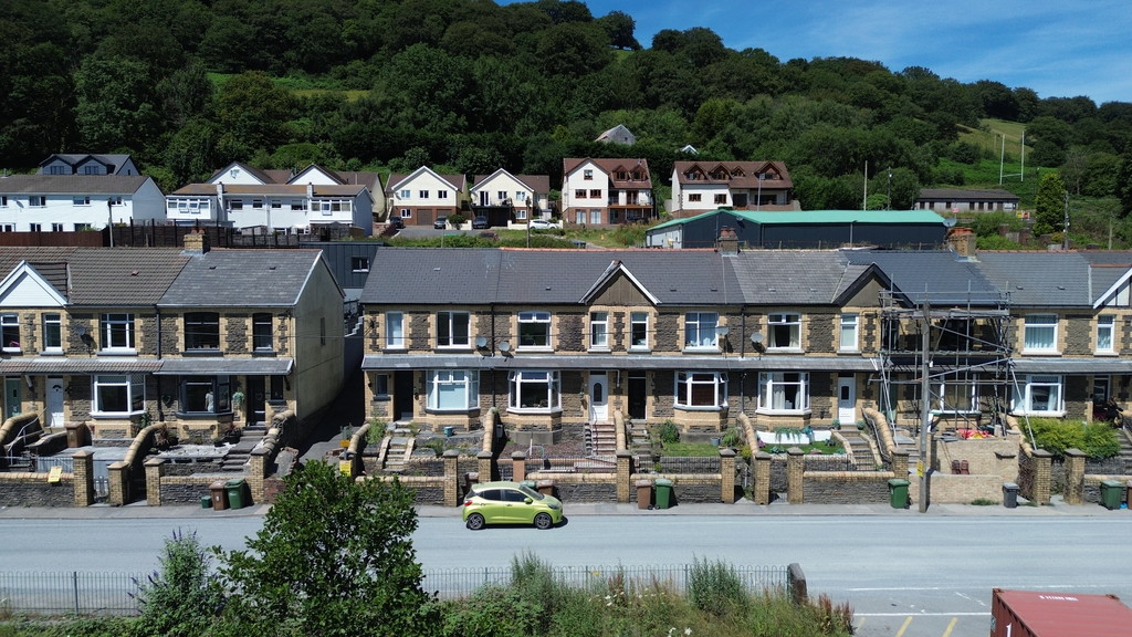 3 bed terraced house for sale in Llwynbach Terrace, Hollybush