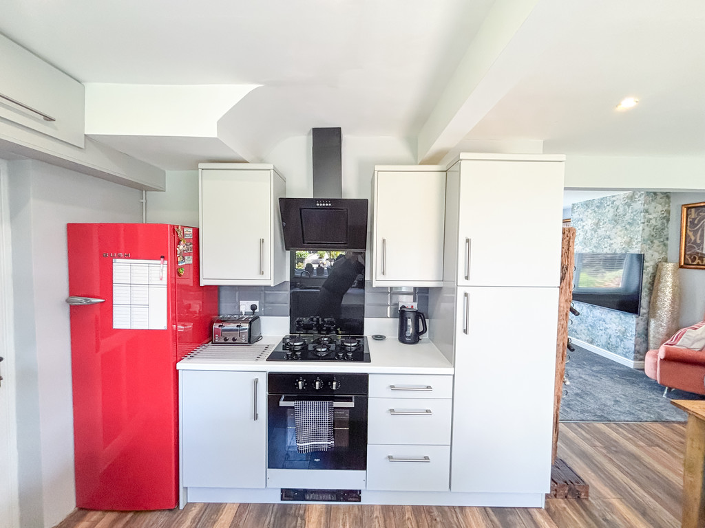 3 bed semi-detached house for sale in St. Deinols Close, Pengam, Blackwood  - Property Image 12