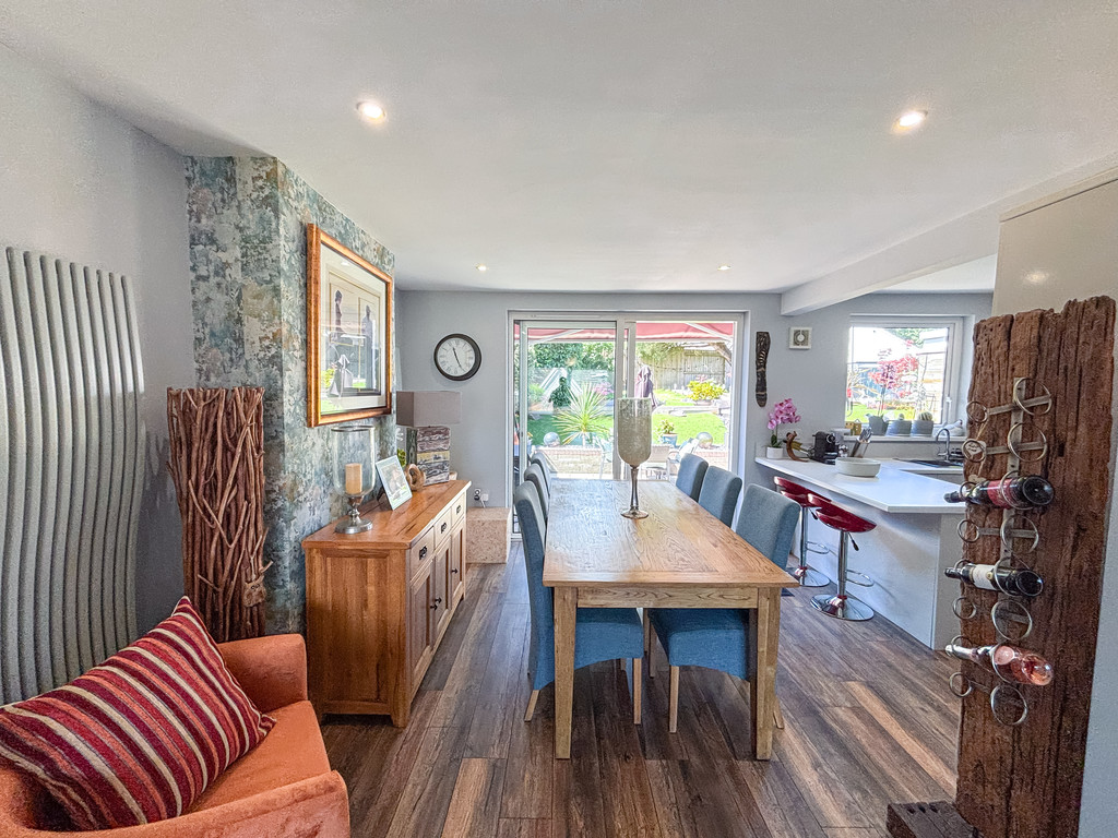 3 bed semi-detached house for sale in St. Deinols Close, Pengam, Blackwood  - Property Image 4