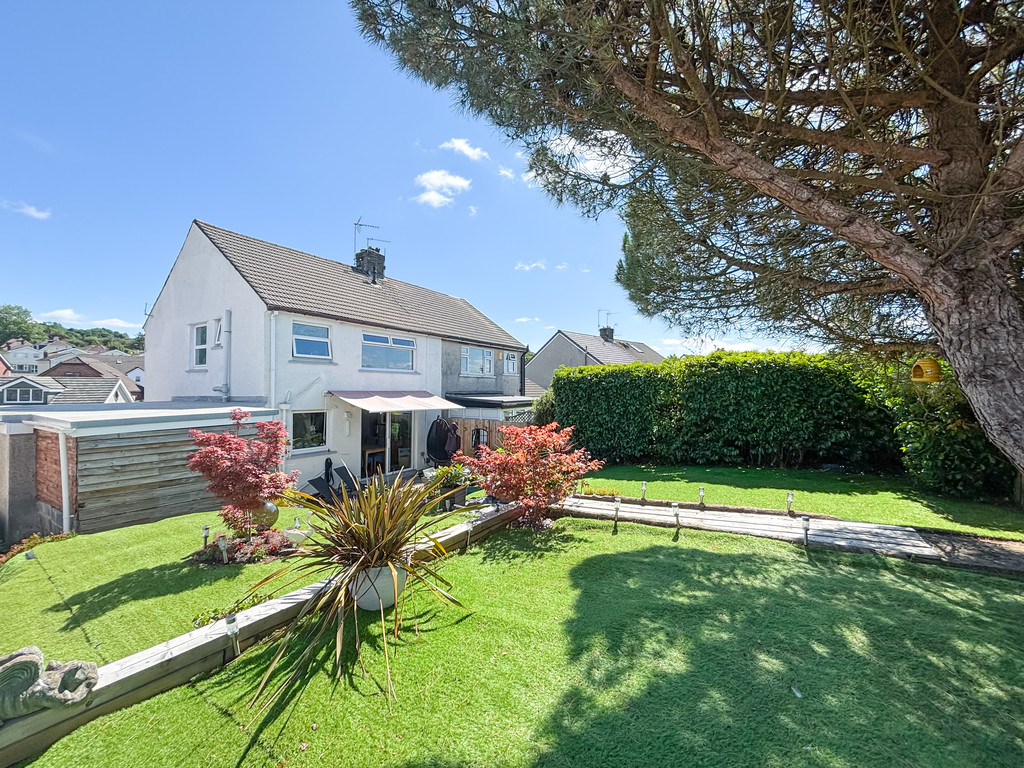 3 bed semi-detached house for sale in St. Deinols Close, Pengam, Blackwood  - Property Image 26
