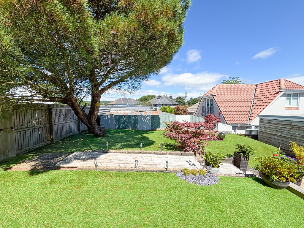 3 bed semi-detached house for sale in St. Deinols Close, Pengam, Blackwood  - Property Image 25