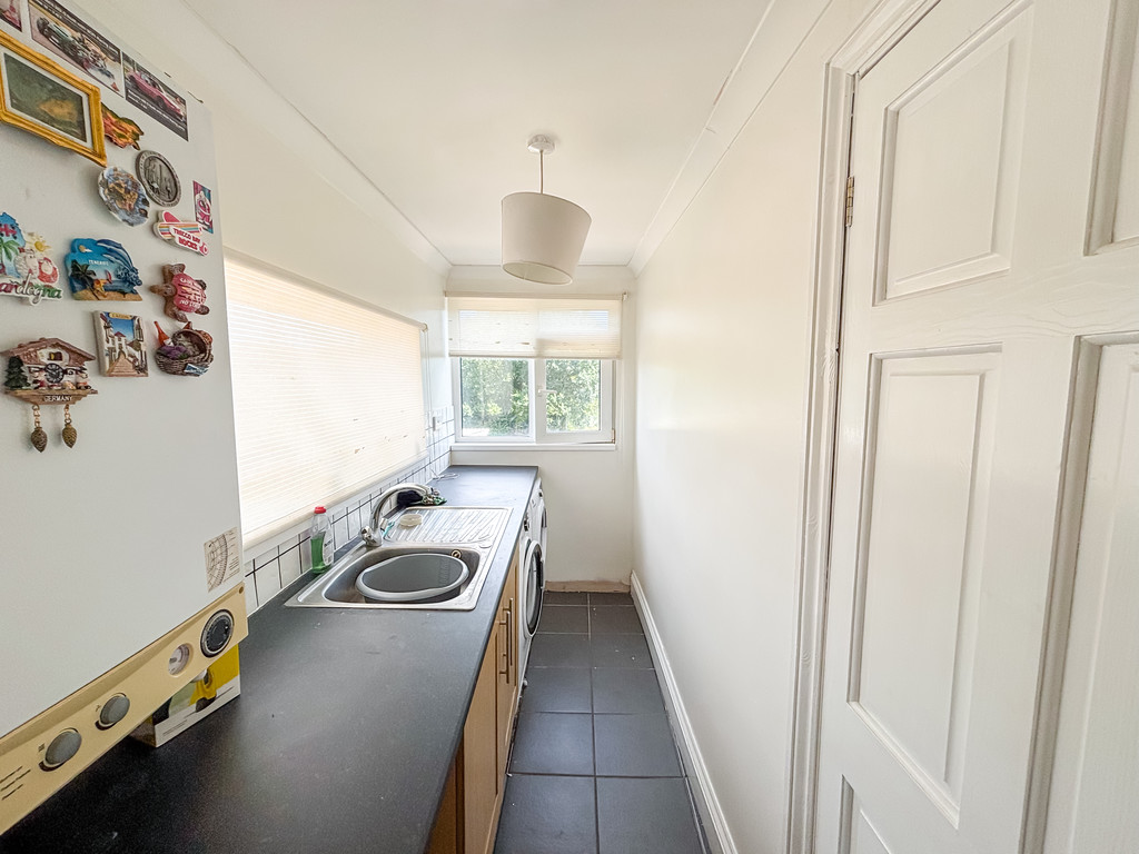 3 bed terraced house for sale in Hanbury Street, Glan Y Nant  - Property Image 4